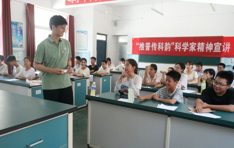 ȼ�ƌW(xu��)�ǻ𣬳г��ӵ��ġ������ώ�����W(xu��)����W(xu��)Ժ���ϰ���У�@���v�ƌW(xu��)�Ҿ���