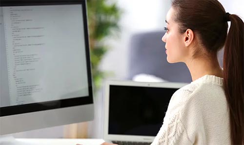 ���н̎������{����Ո���