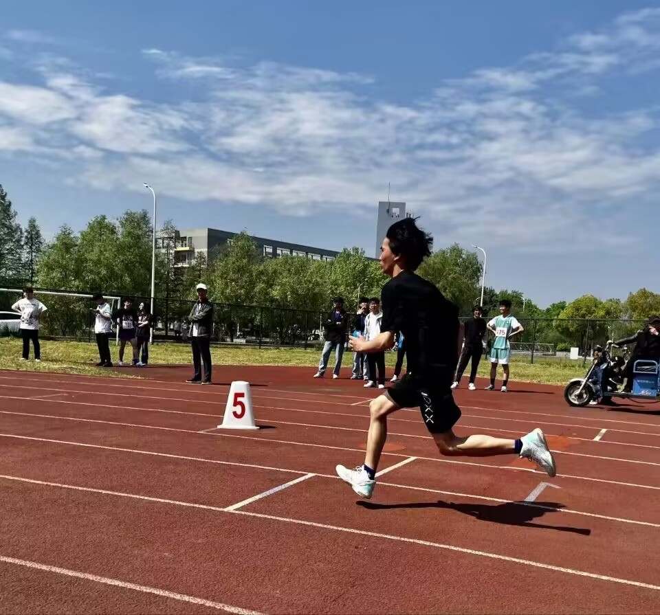 ���P(y��ng)ƴ����ȫ���Ը�����ӛ̩�݌W(xu��)Ժ�ھŌ���\(y��n)��(d��ng)��(hu��)