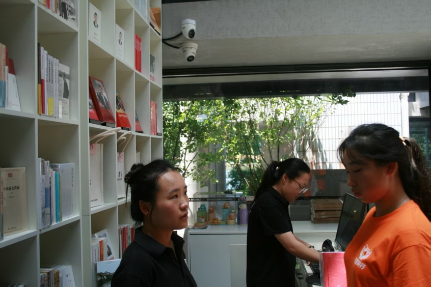 �����еı�ϲ���顪���򷻾۸������������¡��������(hu��)��(sh��)�`�F(tu��n)���B�d��