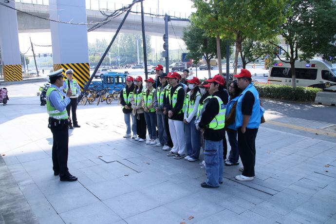 ��W�����������Є�