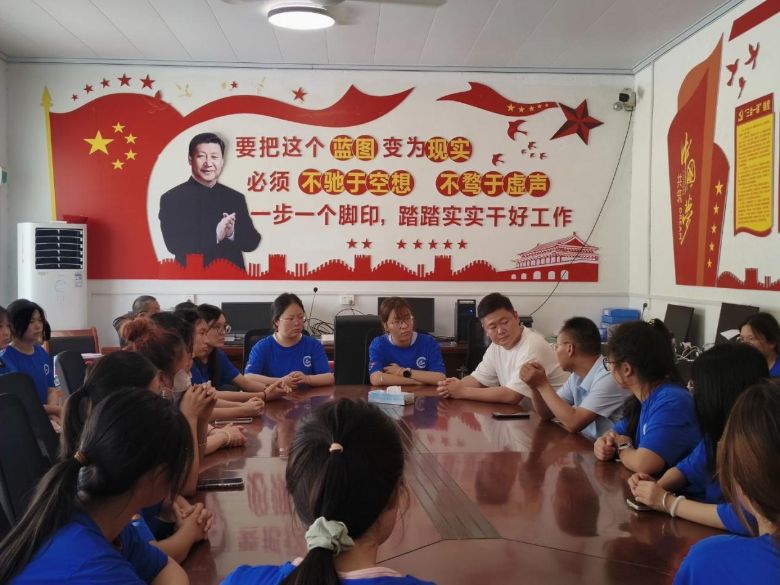 �������h����ͬ�����С����Ռ��`�F�����Z�Թ��L�l(xi��ng)�����{�D