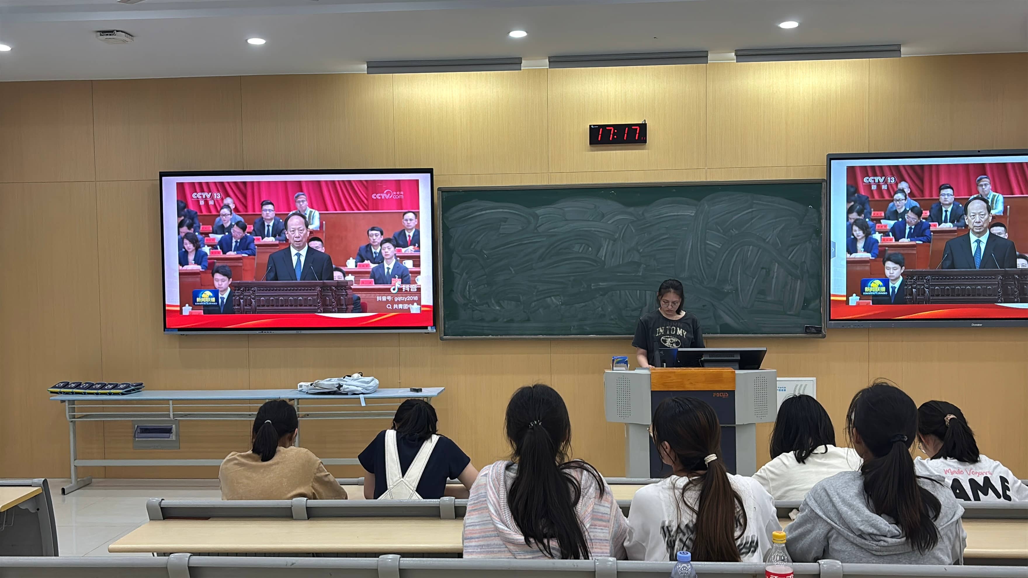 �W���R�ž�����ͦ�ߕr����������22�yӋ1���F֧���_չ���}�F�ջ��