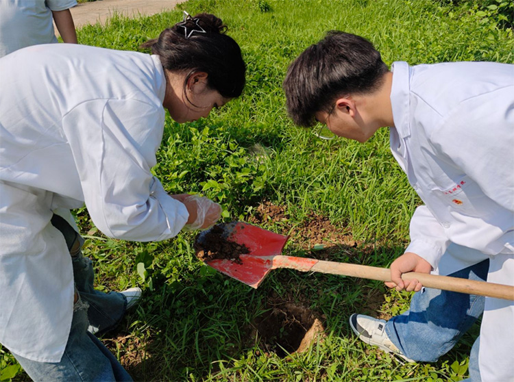 ���o�r�������L������������ˮ�|�z�y�����������M