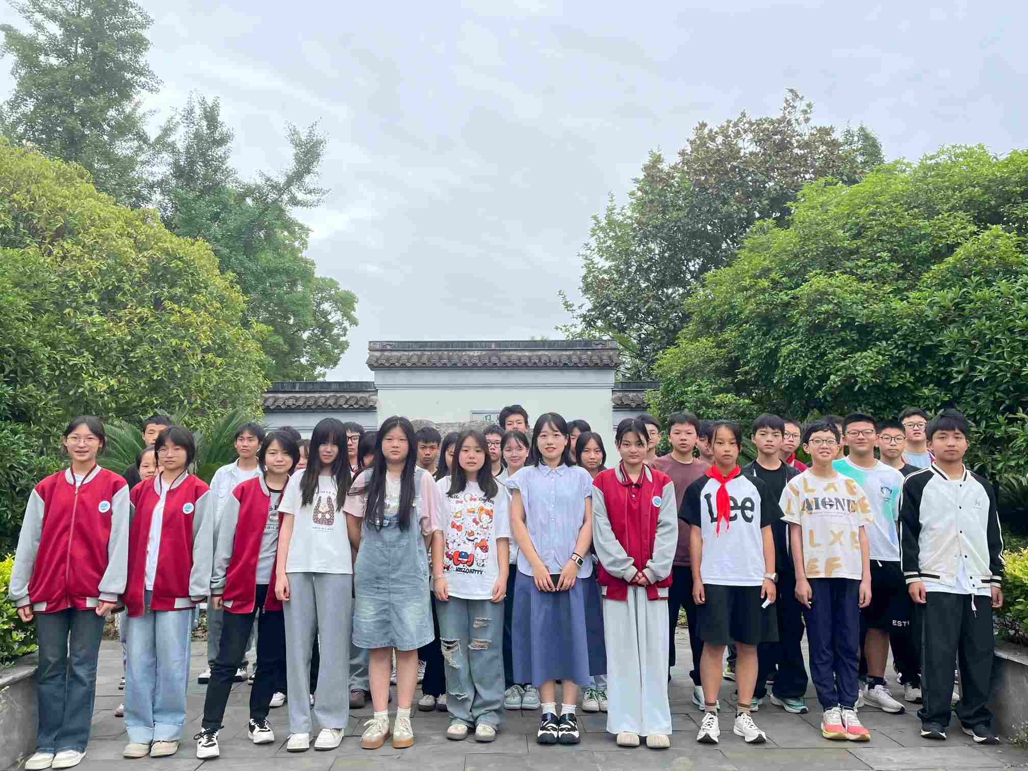 ǧ����L�`���ģ�ɽ������m���顪���Ͼ�������W�W�ӿ�Խǧ���ط��Ĵ�֧�̌WУ�����W��