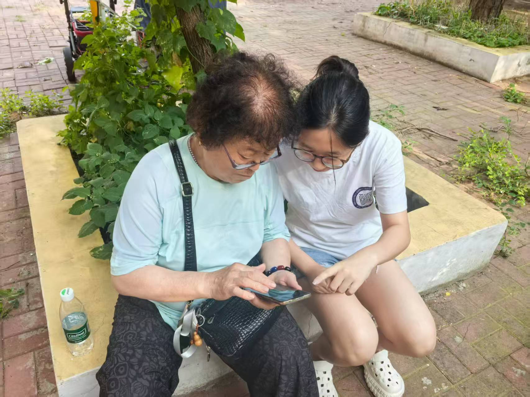 ����y�l(f��)��(sh��)�֘����ഺ�ǻ����������˿�Խ��(sh��)������