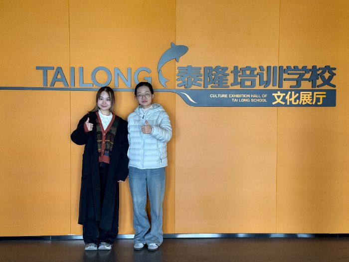 ��W��־Ը����ԇ�c�WУ�_չ�O����Ӗ����̎���ʾ̓�M�����˵Ľ̰����ɹ��ܣ��̎���עӛ䛣������ǰ��b���ǻ��O��Ľ��ң��w�F�aƷ��؈���