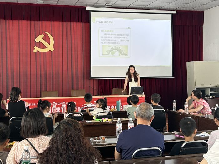 ���B���� ���Gɫͯ�ģ����r��W���_չ��^�h���������`