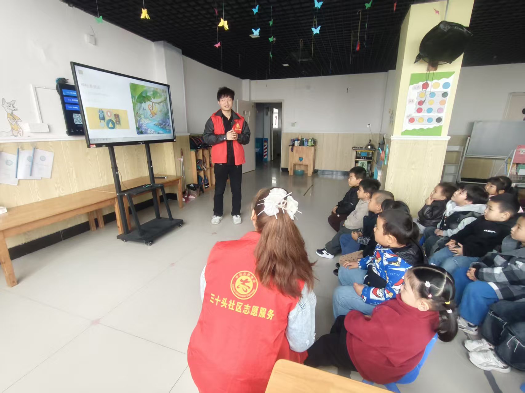 ͯ���L��Ȼ�������R(sh��)��(gu��)����������������������(gu��)�ҹ��@�������M(j��n)�Ϸ����L(zh��ng)��·�׃��@